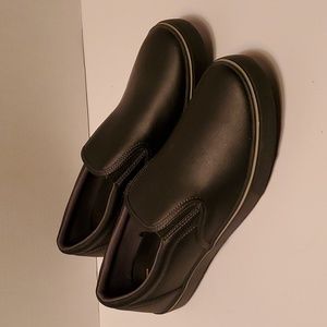 Men's/Women's TredSafe Slip Resistant Black Shoes size M12/W13W